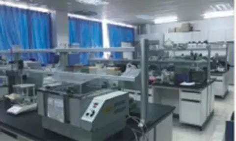 魅力院系 夢想揚(yáng)帆——食品科學(xué)技術(shù)學(xué)院與化學(xué)工程學(xué)院教學(xué)設(shè)備的研究開發(fā)